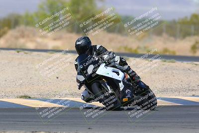 media/Mar-28-2022-Superbike Trackdays (Mon) [[b8603d0f67]]/Open Track Time/Turn 7/